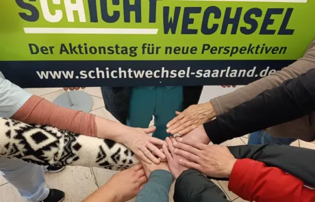 DRK Posting Aktion Schichtwechsel Aktion Schichtwechsel Hände